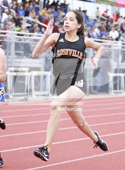 Thumbnail 3 in 4th Annual Randy Sturgeon Invitational (100, 100 HH, 300 LH, 400) photogallery.
