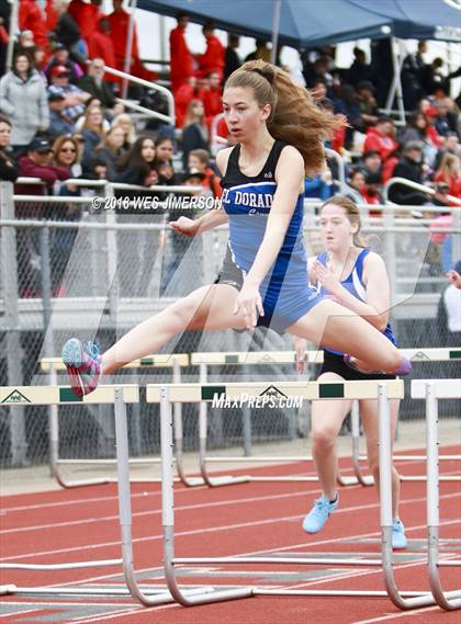 Thumbnail 2 in 4th Annual Randy Sturgeon Invitational (100, 100 HH, 300 LH, 400) photogallery.