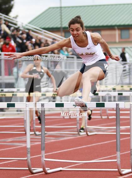 Thumbnail 3 in 4th Annual Randy Sturgeon Invitational (100, 100 HH, 300 LH, 400) photogallery.