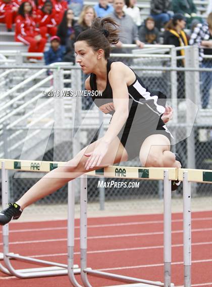 Thumbnail 3 in 4th Annual Randy Sturgeon Invitational (100, 100 HH, 300 LH, 400) photogallery.