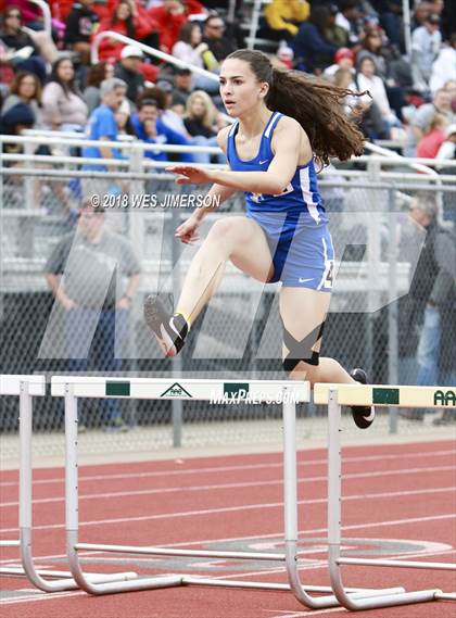 Thumbnail 1 in 4th Annual Randy Sturgeon Invitational (100, 100 HH, 300 LH, 400) photogallery.