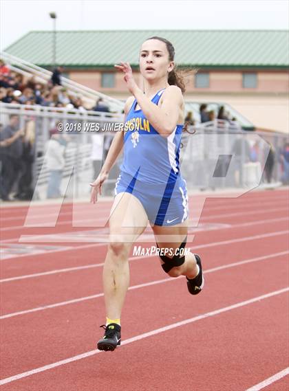 Thumbnail 1 in 4th Annual Randy Sturgeon Invitational (100, 100 HH, 300 LH, 400) photogallery.