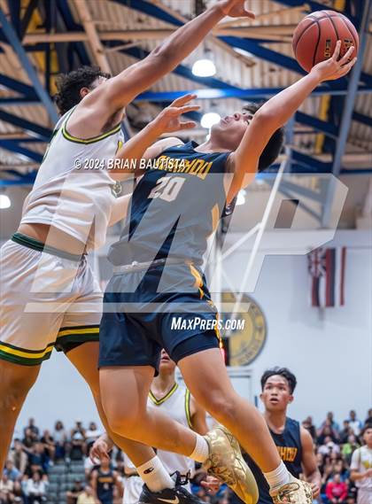 Thumbnail 3 in Punahou vs. Leilehua (HHSAA Division 1 Semifinal) photogallery.