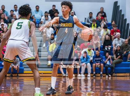 Thumbnail 2 in Punahou vs. Leilehua (HHSAA Division 1 Semifinal) photogallery.