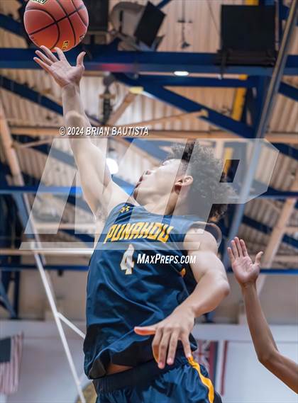 Thumbnail 3 in Punahou vs. Leilehua (HHSAA Division 1 Semifinal) photogallery.