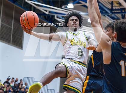 Thumbnail 2 in Punahou vs. Leilehua (HHSAA Division 1 Semifinal) photogallery.