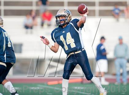 Thumbnail 2 in Bonita Vista vs. Montgomery photogallery.