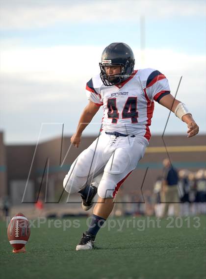 Thumbnail 1 in Bonita Vista vs. Montgomery photogallery.