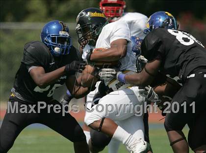 Thumbnail 3 in Inner City Classic (Crenshaw HS) photogallery.