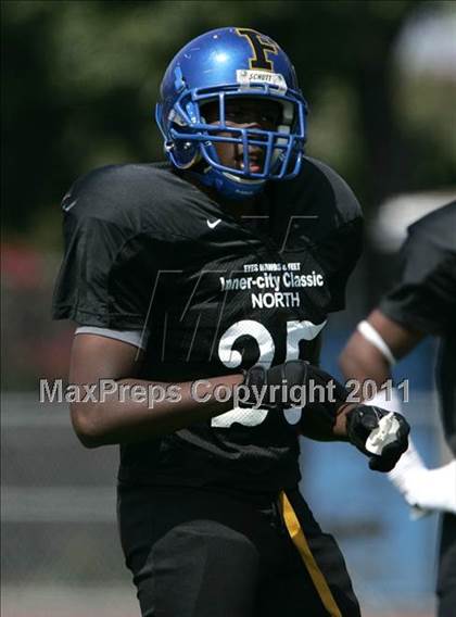 Thumbnail 2 in Inner City Classic (Crenshaw HS) photogallery.