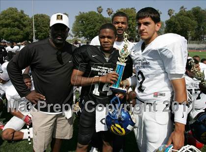 Thumbnail 3 in Inner City Classic (Crenshaw HS) photogallery.