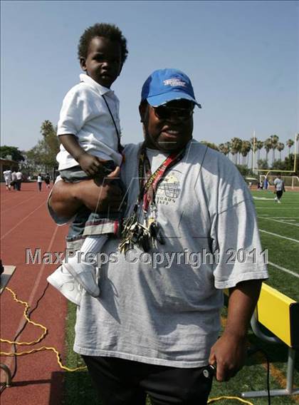 Thumbnail 2 in Inner City Classic (Crenshaw HS) photogallery.