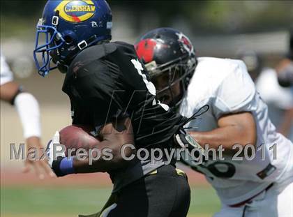 Thumbnail 3 in Inner City Classic (Crenshaw HS) photogallery.