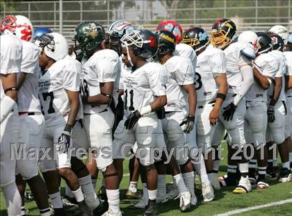 Thumbnail 1 in Inner City Classic (Crenshaw HS) photogallery.