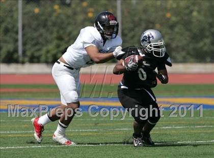 Thumbnail 2 in Inner City Classic (Crenshaw HS) photogallery.