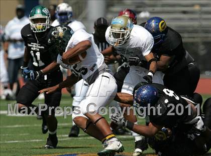 Thumbnail 2 in Inner City Classic (Crenshaw HS) photogallery.