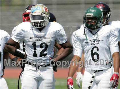 Thumbnail 2 in Inner City Classic (Crenshaw HS) photogallery.