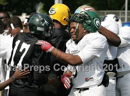 Thumbnail 2 in Inner City Classic (Crenshaw HS) photogallery.