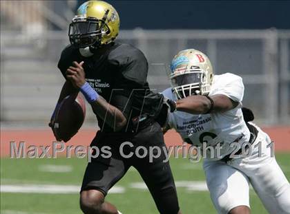 Thumbnail 1 in Inner City Classic (Crenshaw HS) photogallery.