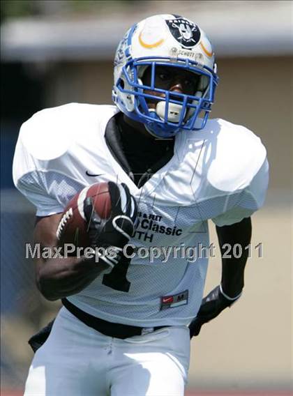 Thumbnail 1 in Inner City Classic (Crenshaw HS) photogallery.