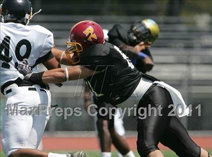 Thumbnail 3 in Inner City Classic (Crenshaw HS) photogallery.