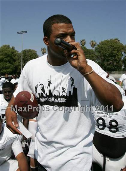 Thumbnail 1 in Inner City Classic (Crenshaw HS) photogallery.