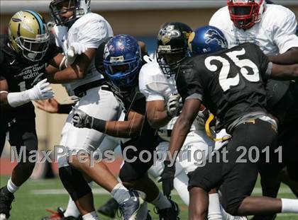 Thumbnail 2 in Inner City Classic (Crenshaw HS) photogallery.