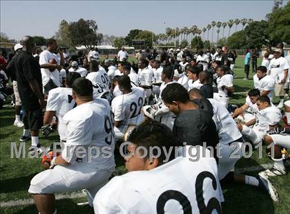 Thumbnail 2 in Inner City Classic (Crenshaw HS) photogallery.