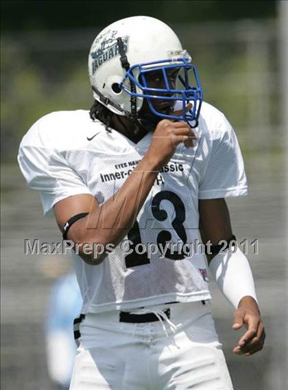 Thumbnail 2 in Inner City Classic (Crenshaw HS) photogallery.