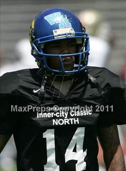 Thumbnail 1 in Inner City Classic (Crenshaw HS) photogallery.