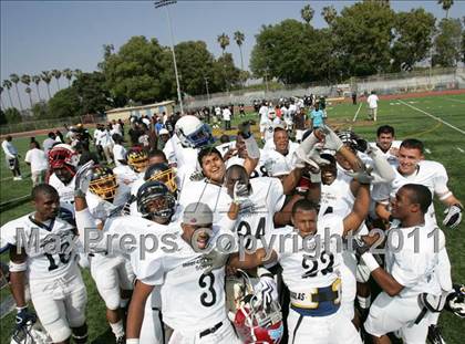 Thumbnail 2 in Inner City Classic (Crenshaw HS) photogallery.