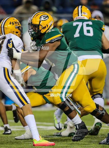 Thumbnail 3 in St. Edward vs. Springfield (OHSAA D1 Final) photogallery.