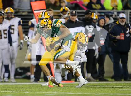 Thumbnail 1 in St. Edward vs. Springfield (OHSAA D1 Final) photogallery.