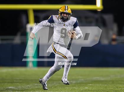 Thumbnail 1 in St. Edward vs. Springfield (OHSAA D1 Final) photogallery.
