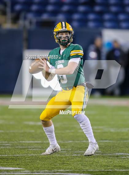 Thumbnail 2 in St. Edward vs. Springfield (OHSAA D1 Final) photogallery.