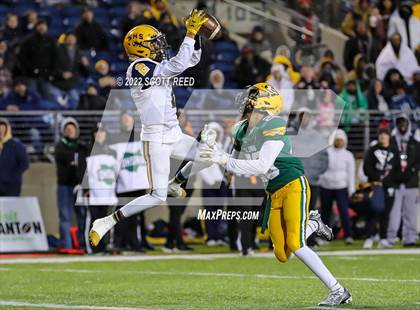 Thumbnail 2 in St. Edward vs. Springfield (OHSAA D1 Final) photogallery.