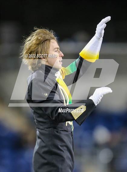 Thumbnail 2 in St. Edward vs. Springfield (OHSAA D1 Final) photogallery.