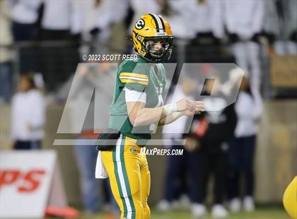 Thumbnail 3 in St. Edward vs. Springfield (OHSAA D1 Final) photogallery.