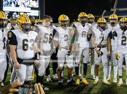 Thumbnail 3 in St. Edward vs. Springfield (OHSAA D1 Final) photogallery.