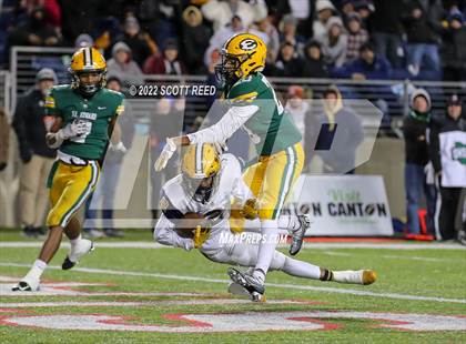 Thumbnail 1 in St. Edward vs. Springfield (OHSAA D1 Final) photogallery.