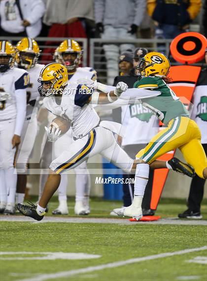 Thumbnail 2 in St. Edward vs. Springfield (OHSAA D1 Final) photogallery.