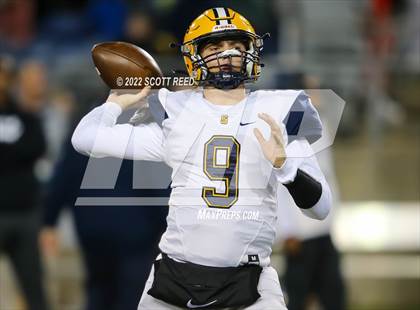 Thumbnail 3 in St. Edward vs. Springfield (OHSAA D1 Final) photogallery.