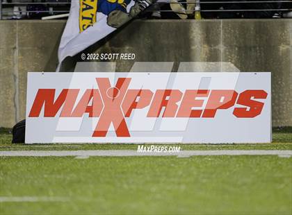 Thumbnail 1 in St. Edward vs. Springfield (OHSAA D1 Final) photogallery.