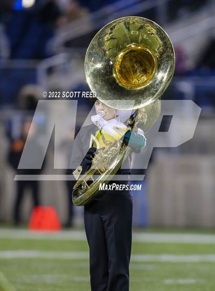 Thumbnail 1 in St. Edward vs. Springfield (OHSAA D1 Final) photogallery.