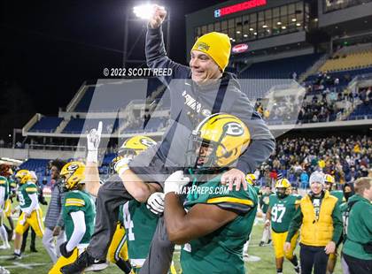 Thumbnail 2 in St. Edward vs. Springfield (OHSAA D1 Final) photogallery.
