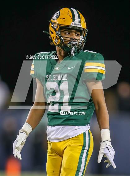 Thumbnail 3 in St. Edward vs. Springfield (OHSAA D1 Final) photogallery.