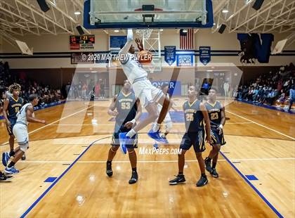 Thumbnail 2 in Rocky Mount vs Westover (NCHSAA 3A Third Round) photogallery.