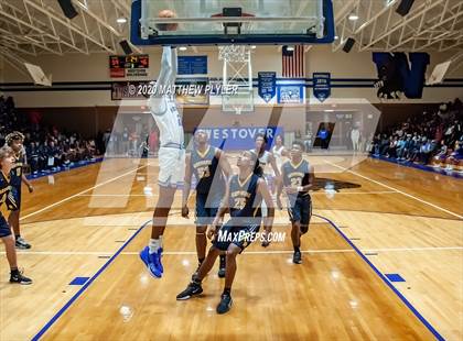 Thumbnail 3 in Rocky Mount vs Westover (NCHSAA 3A Third Round) photogallery.