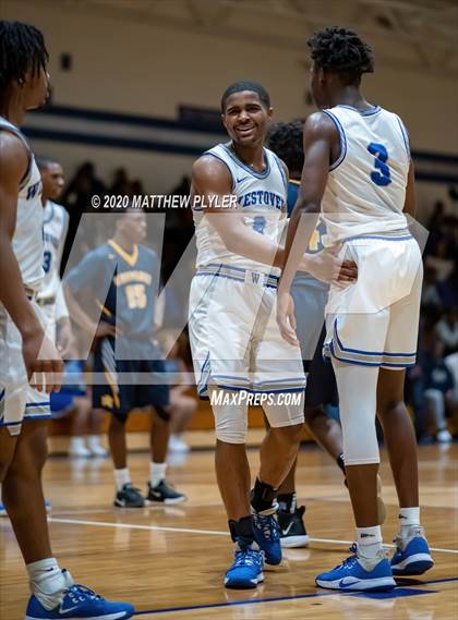 Thumbnail 3 in Rocky Mount vs Westover (NCHSAA 3A Third Round) photogallery.
