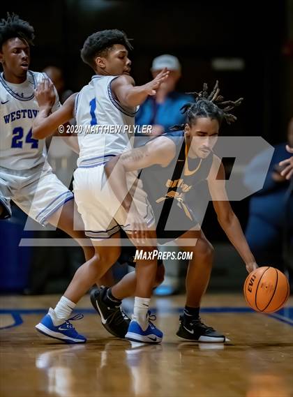 Thumbnail 3 in Rocky Mount vs Westover (NCHSAA 3A Third Round) photogallery.